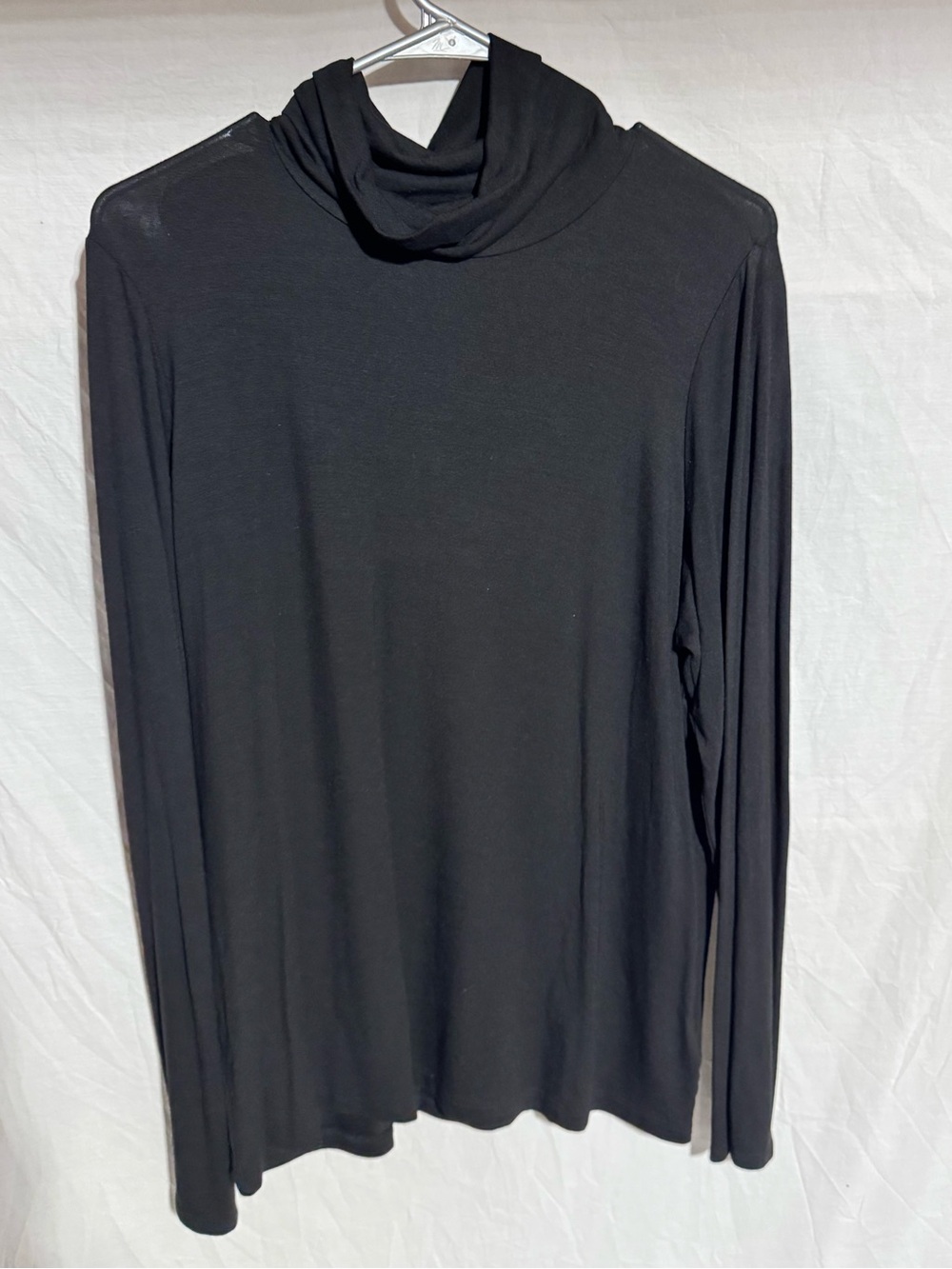 Tahari black long sleeve mock neck top Size XL
